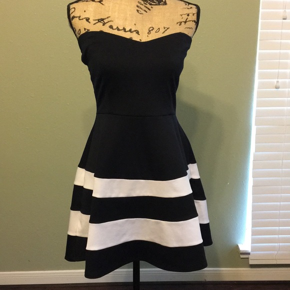 Charlotte Russe Dresses & Skirts - Charlotte Russe Dress